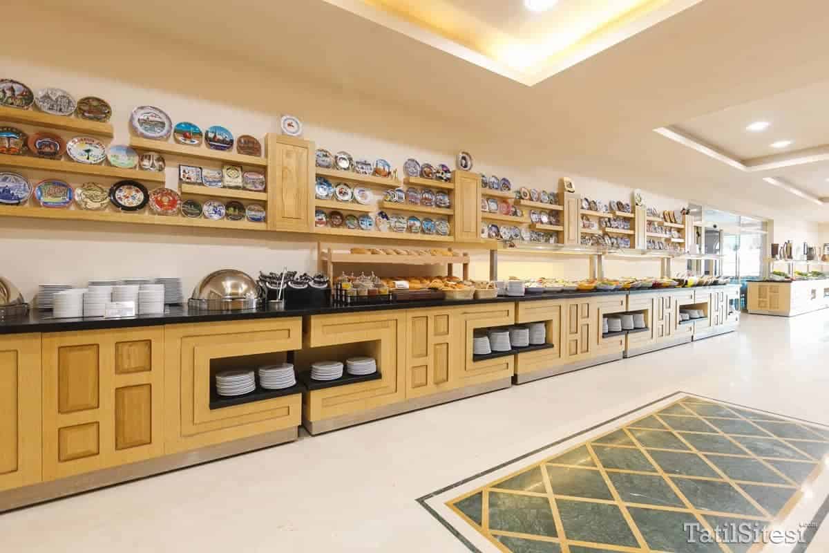 Loceanica Beach Resort Hotel